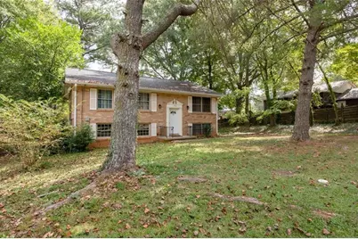 1464 Colony East Circle, Stone Mountain, GA 30083 - Photo 3