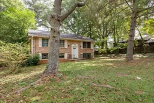 1464 Colony E Cir, Stone Mountain, GA 30083 - Photo 3