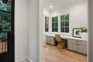 1347 W Wesley Rd NW, Atlanta, GA 30327 - Photo 25