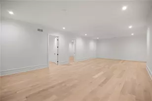 1353 W Wesley Rd NW, Atlanta, GA 30327 - Photo 39