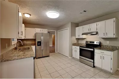 4364 S Landing Drive, Marietta, GA 30066 - Photo 5