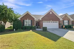 131 Regency Row SW, Calhoun, GA 30701 - Photo 1