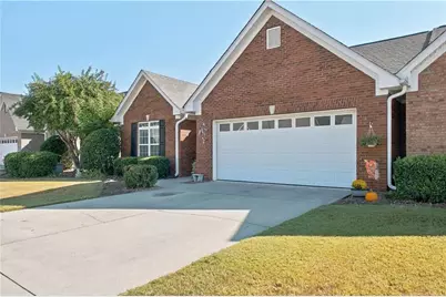 131 Regency Row SW, Calhoun, GA 30701 - Photo 3