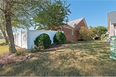 131 Regency Row SW, Calhoun, GA 30701 - Photo 25