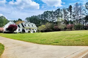 306 Hutchinson Farms Rd, Griffin, GA 30224 - Photo 5