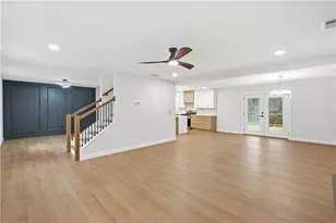 3820 Lake Dr SE, Smyrna, GA 30082 - Photo 9