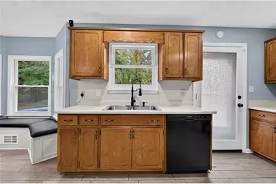 430 Pinehurts, Stockbridge, GA 30281 - Photo 13