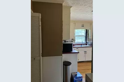 7582 Bates Drive, Alpharetta, GA 30004 - Photo 15