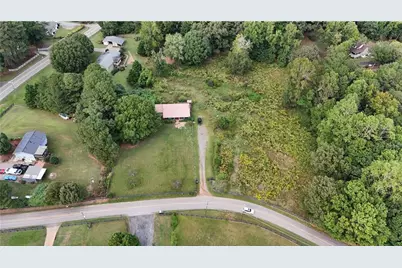 7582 Bates Drive, Alpharetta, GA 30004 - Photo 5