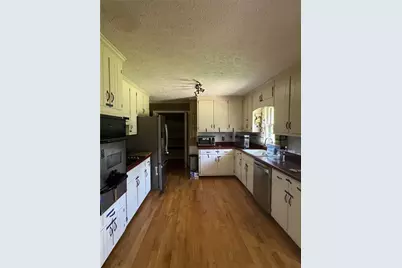 7582 Bates Drive, Alpharetta, GA 30004 - Photo 17