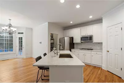 135 Lynwood Drive, Roswell, GA 30075 - Photo 3
