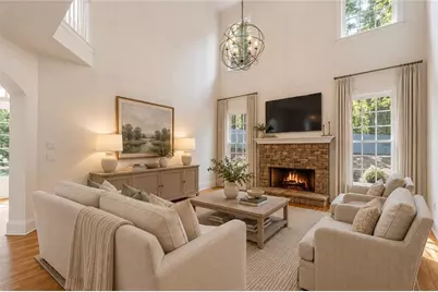 135 Lynwood Drive, Roswell, GA 30075 - Photo 9
