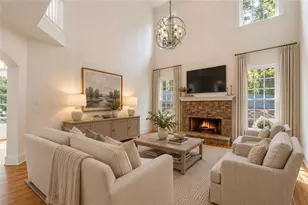 135 Lynwood Dr, Roswell, GA 30075 - Photo 9