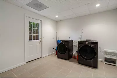 135 Lynwood Drive, Roswell, GA 30075 - Photo 35