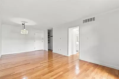 395 Pharr Road NE #208, Atlanta, GA 30305 - Photo 3