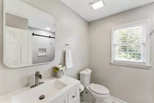 129 N Lakeside Dr NW, Kennesaw, GA 30144 - Photo 69