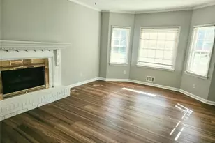 850 Springtime Dr, Lawrenceville, GA 30043 - Photo 3