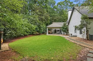 545 Greenland Rd, Sandy Springs, GA 30342 - Photo 51