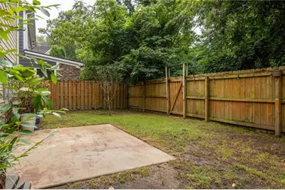 1052 Johnson Grove, Atlanta, GA 30318 - Photo 25