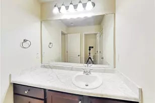 1324 Little Hampton Dr, Lawrenceville, GA 30045 - Photo 19