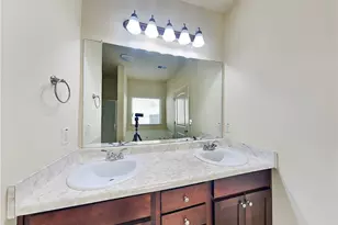 1324 Little Hampton Dr, Lawrenceville, GA 30045 - Photo 9