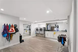 1691 Friar Tuck Rd NE, Atlanta, GA 30309 - Photo 29