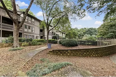 217 Smokerise Circle SE, Marietta, GA 30067 - Photo 3