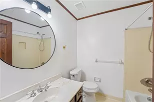 865 Branford Ln NW, Lilburn, GA 30047 - Photo 31