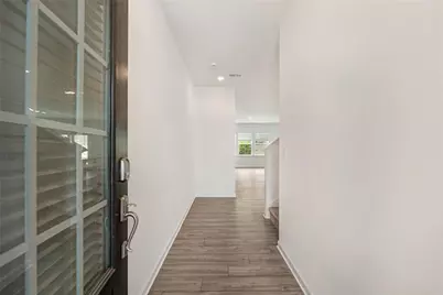649 Isom Walk, Suwanee, GA 30024 - Photo 7