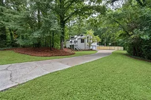 2215 Carlyle Dr, Marietta, GA 30062 - Photo 51