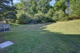2340 Hollie Ln, Cumming, GA 30040 - Photo 35