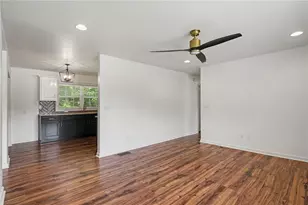 312 W Downing Ct, Jonesboro, GA 30238 - Photo 7