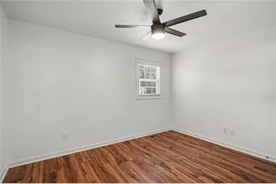 312 W Downing Court, Jonesboro, GA 30238 - Photo 11