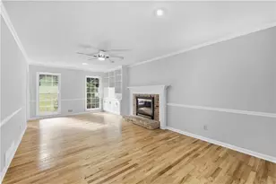 2706 Lillie Lk Dr SW, Marietta, GA 30064 - Photo 13