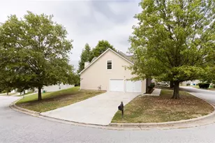 1947 Cutters Mill Way, Lithonia, GA 30058 - Photo 35