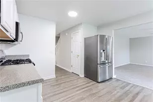 1947 Cutters Mill Way, Lithonia, GA 30058 - Photo 11