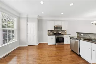 7832 Kiverton Pl, Atlanta, GA 30350 - Photo 5
