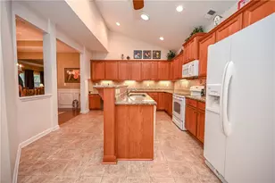 229 Villa Park Cir, Stone Mountain, GA 30087 - Photo 13