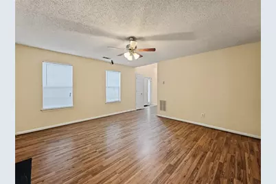 2416 Rambling Way, Lithonia, GA 30058 - Photo 13