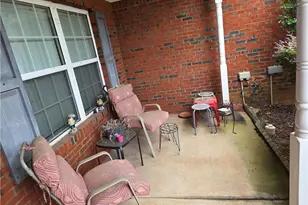 6880 Tara Oaks Dr, Riverdale, GA 30274 - Photo 5