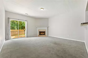 1378 Penhurst Dr, Lawrenceville, GA 30043 - Photo 11