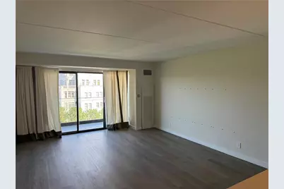 2460 Peachtree Road NW #1409, Atlanta, GA 30305 - Photo 9