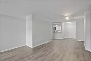 3334 Peachtree Rd NE, Atlanta, GA 30326 - Photo 3