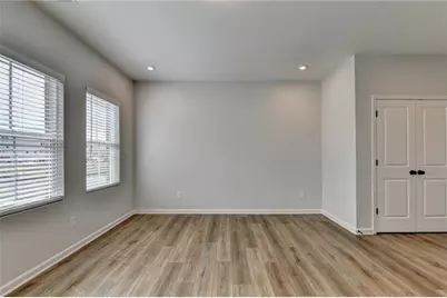 3052 Beacon Bend Crossing, Lawrenceville, GA 30043 - Photo 3