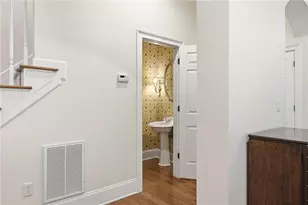 1241 Village Terrace Ct, Dunwoody, GA 30338 - Photo 17