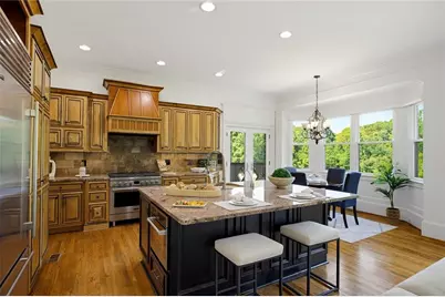 1133 Park Overlook Drive NE, Atlanta, GA 30324 - Photo 5