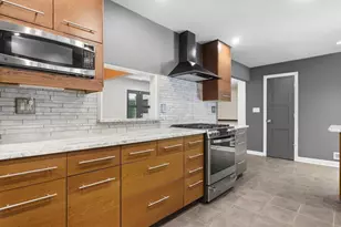 1714 N Holly Ln NE, Atlanta, GA 30329 - Photo 15