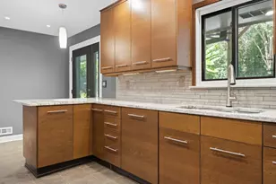 1714 N Holly Ln NE, Atlanta, GA 30329 - Photo 13