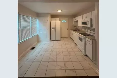 253 Upshaw Street SW, Atlanta, GA 30315 - Photo 5