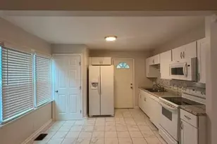 253 Upshaw St SW, Atlanta, GA 30315 - Photo 5